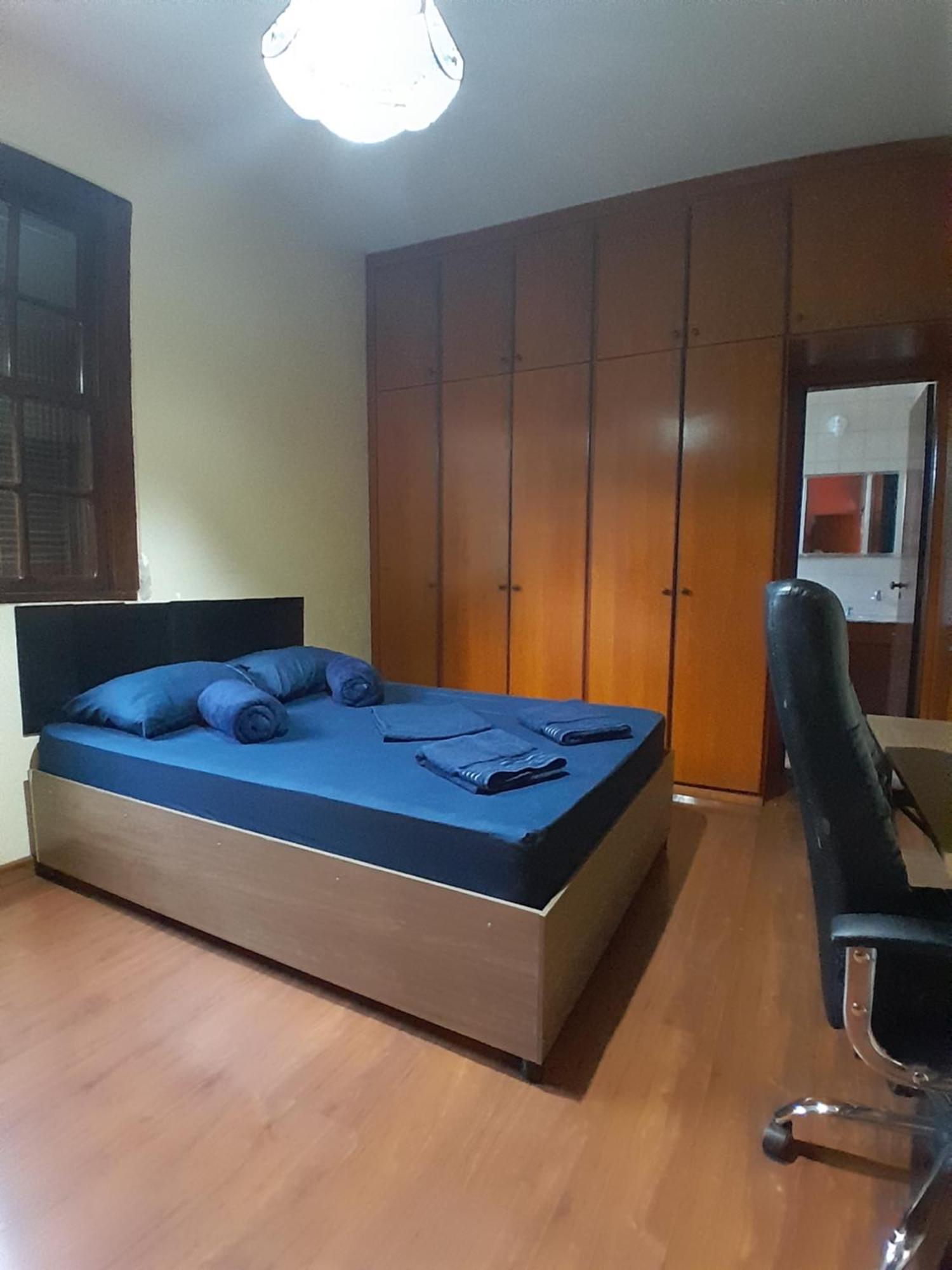 Acomodação com café da manhã  Nois De Casa & *